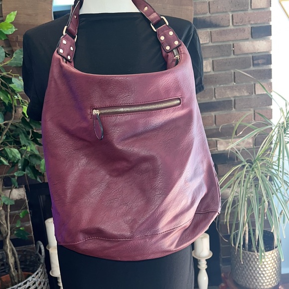 MADISON WEST LARGE SHOULDER BAG!🩶 - Picture 3 of 7